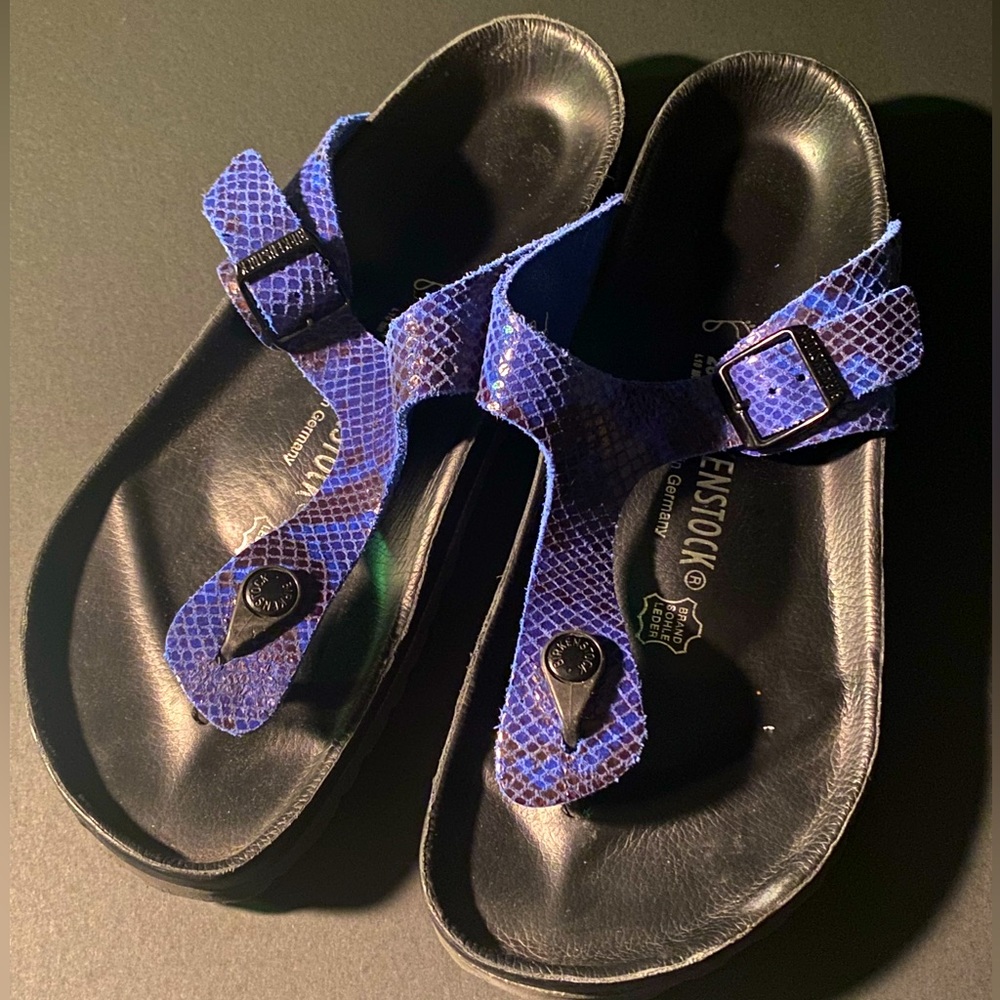 Birkenstock sz 41 Exquisite all leather Gizeh sandals